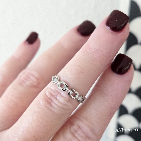 NEW White Gold Plated 925 Sterling Silver Diamond Link Ring - Picture 5 of 9